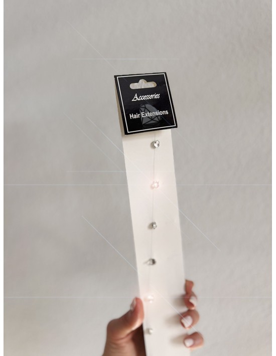 Diamant à clipper dans les cheveux