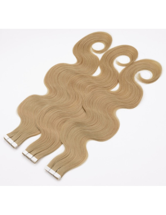 Gewellte Tape Extensions 50 cm aus Premium Remy Echthaar – Golden Vanilla Blonde #12