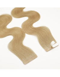 Gewellte Tape Extensions 50 cm aus Premium Remy Echthaar – Golden Beige Blonde #16