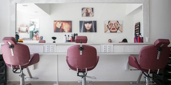 De quel fournisseur viennent les extensions de cheveux posés chez votre coiffeur ? 